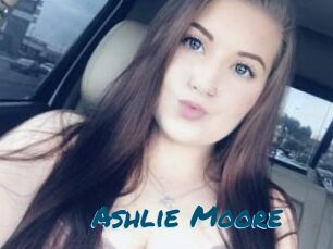 Ashlie_Moore