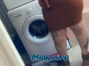 Mneziaa41
