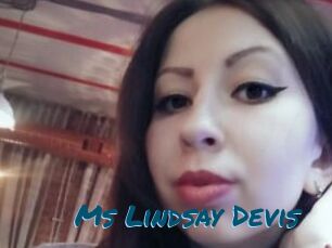 Ms_Lindsay_Devis