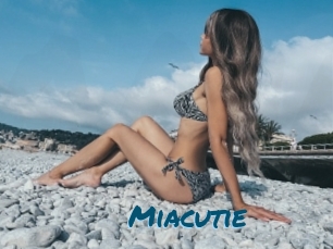 Miacutie
