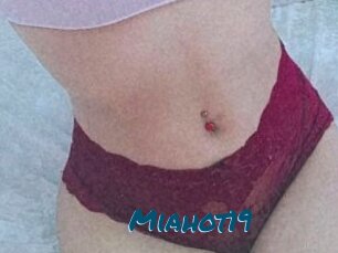 Miahot19