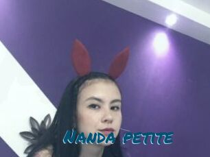 Nanda_petite
