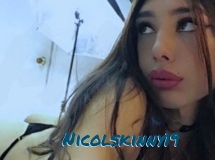 nicolskinny19 Amateur Voisine