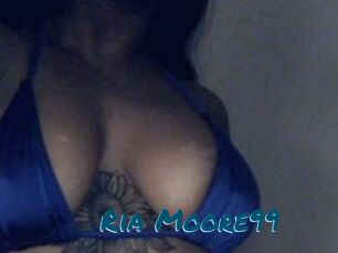 Ria_Moore99