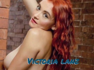 Victoria_lanz Amateur Voisine