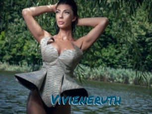 vivieneruth Amateur Voisine